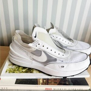 Nike waffle one summit white Women’s 9